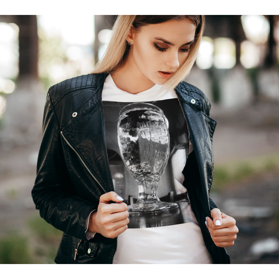 T-Shirt for Women with Water Glass Picture, Front